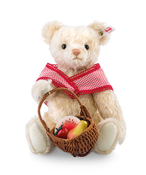 Steiff Picnic Mama Teddy Bear